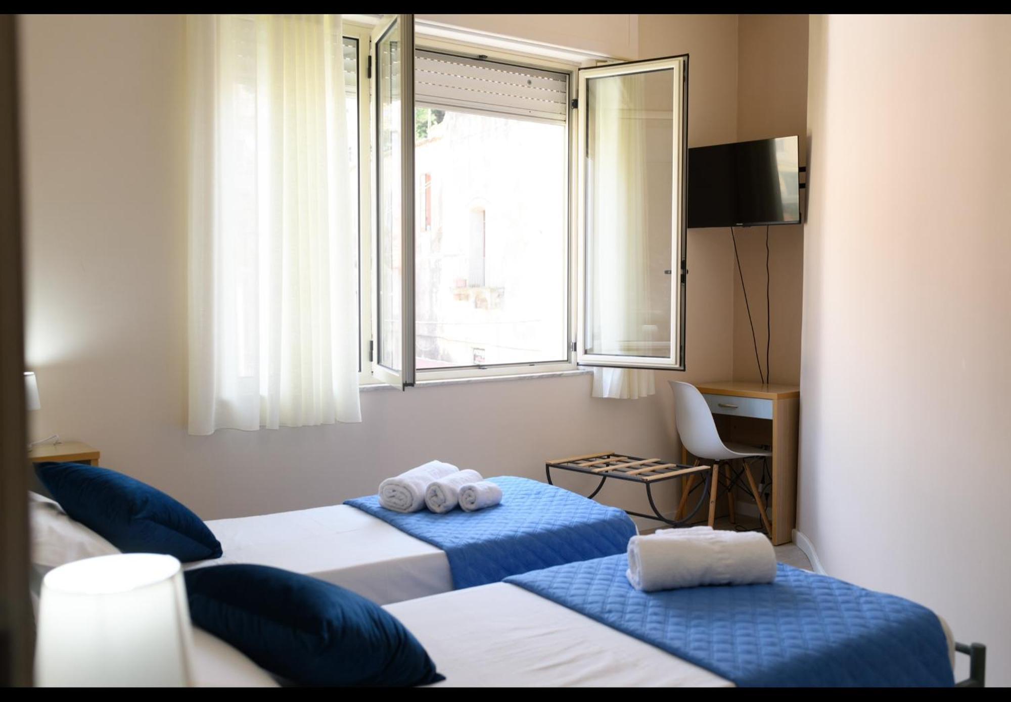 Gli Scacchi Apartments-King-Centro Storico Pizzo Экстерьер фото