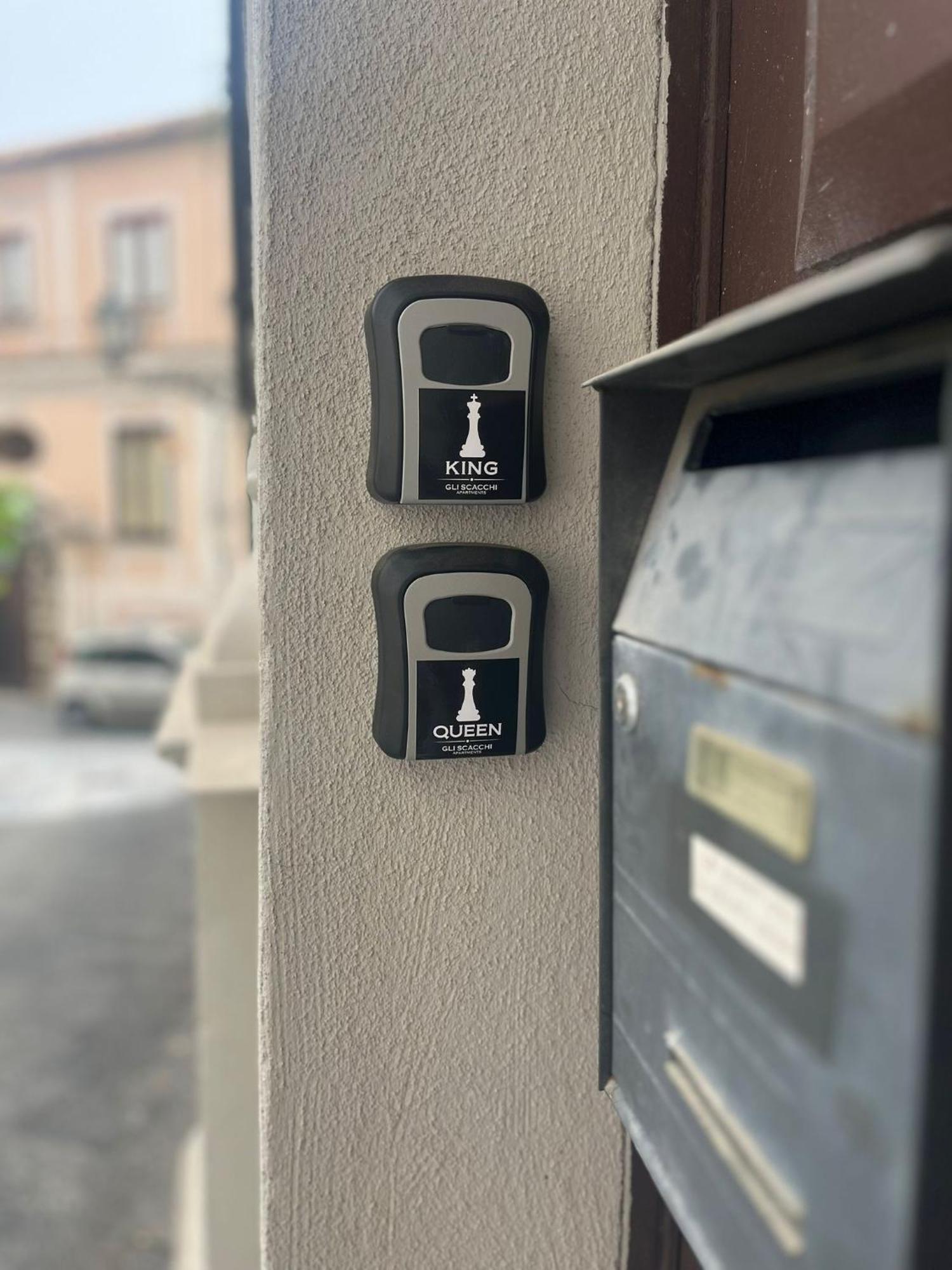 Gli Scacchi Apartments-King-Centro Storico Pizzo Экстерьер фото